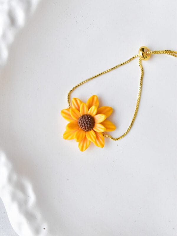 ⁦Sunflower Bracelet⁩ - الصورة ⁦2⁩