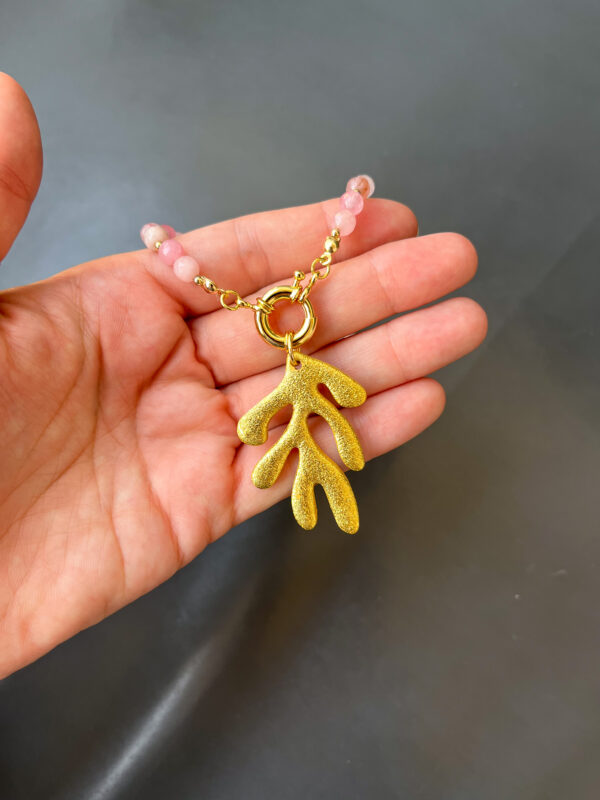 ⁦Coral Necklace⁩ - الصورة ⁦6⁩