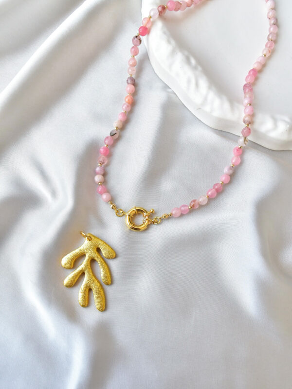 ⁦Coral Necklace⁩ - الصورة ⁦5⁩